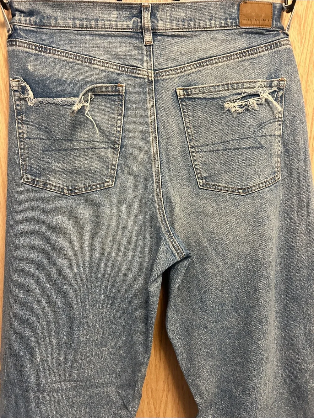 American Eagle Outfitters Light Blue Denim Jeans